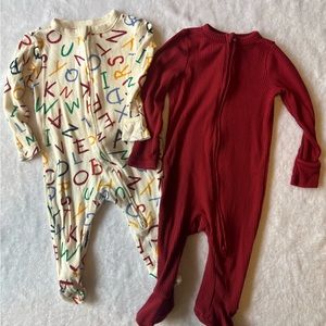 Old Navy 2 way zip-up sleepers (2). Size 3-6 months.